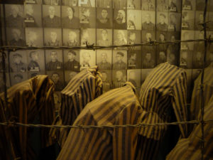 Tenues rayées des déportés, Auschwitz-Birkenau, Pologne