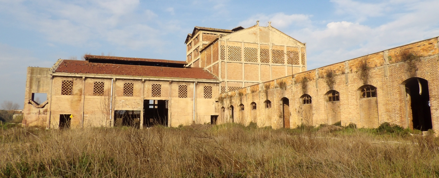 URBEX en Italie – L’usine défigurée