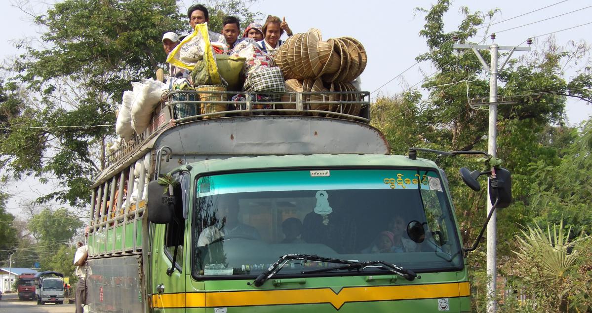 Auto-stop au Myanmar : 10 preuves qui démontrent que c’est un jeu dangereux