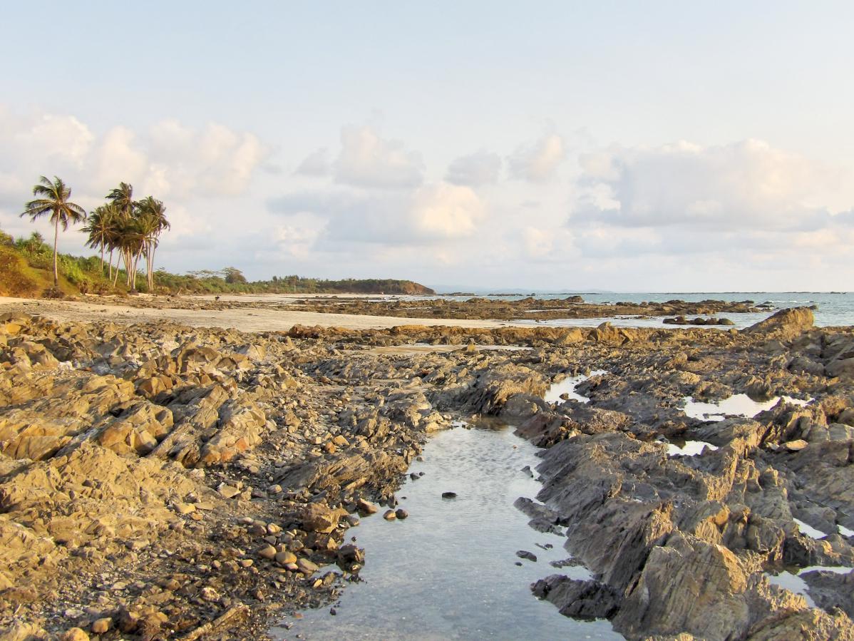 ngwe saung beach myanmar