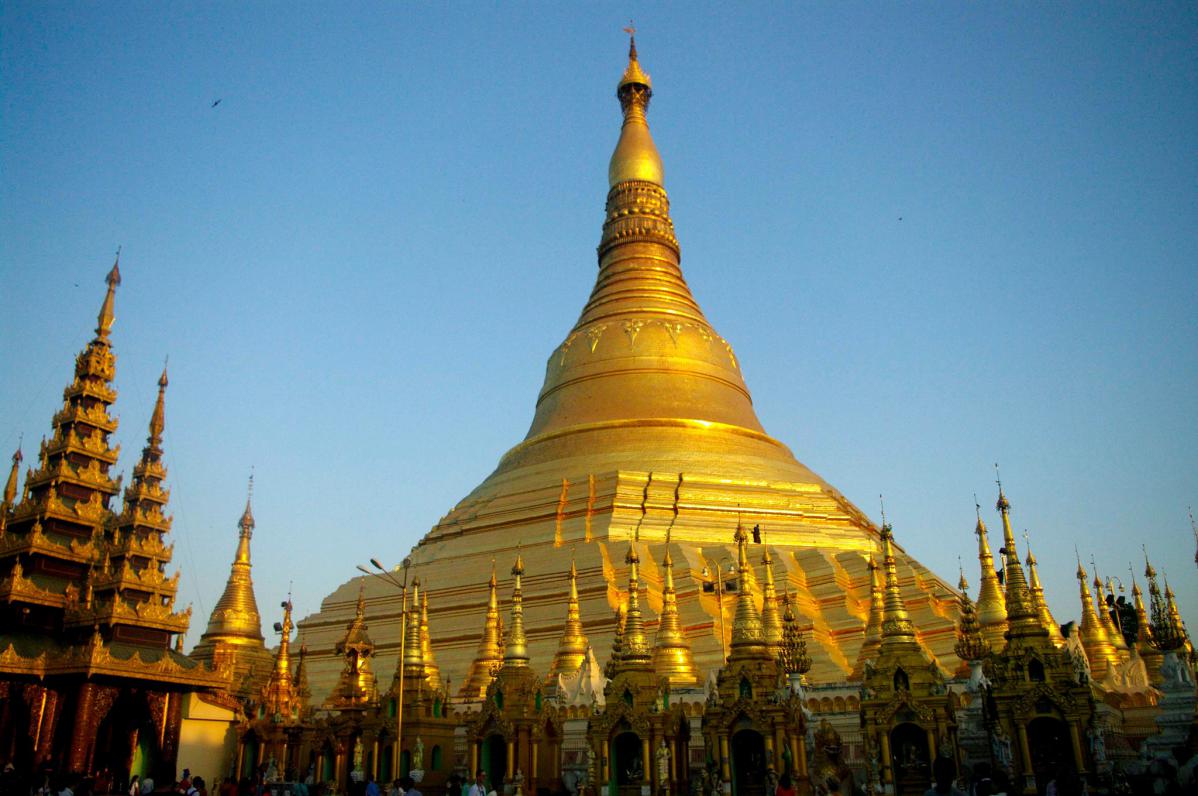 shwe dagon yangon myanmar