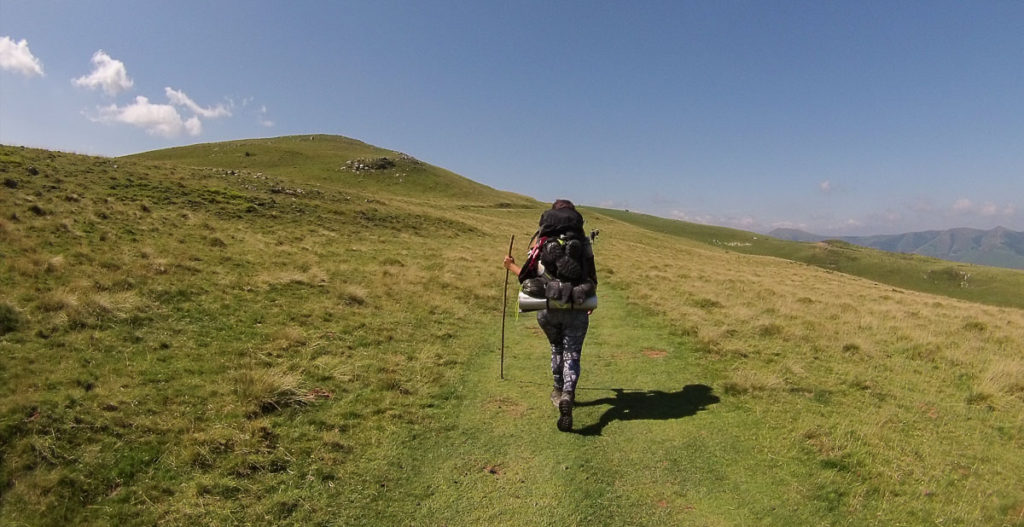 quelle chaussures choisir pour marcher vers compostelle
