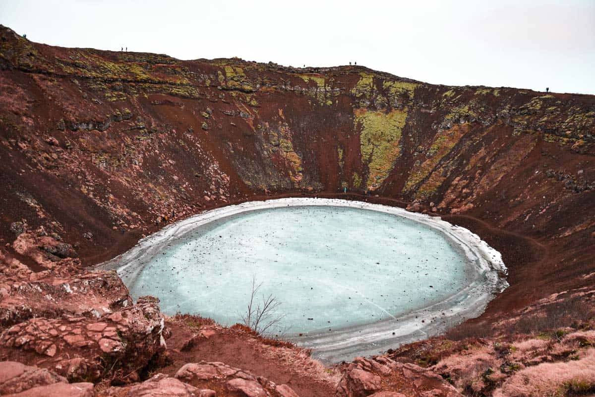 cratère de Kerid en Islande, dans le Cercle d'Or