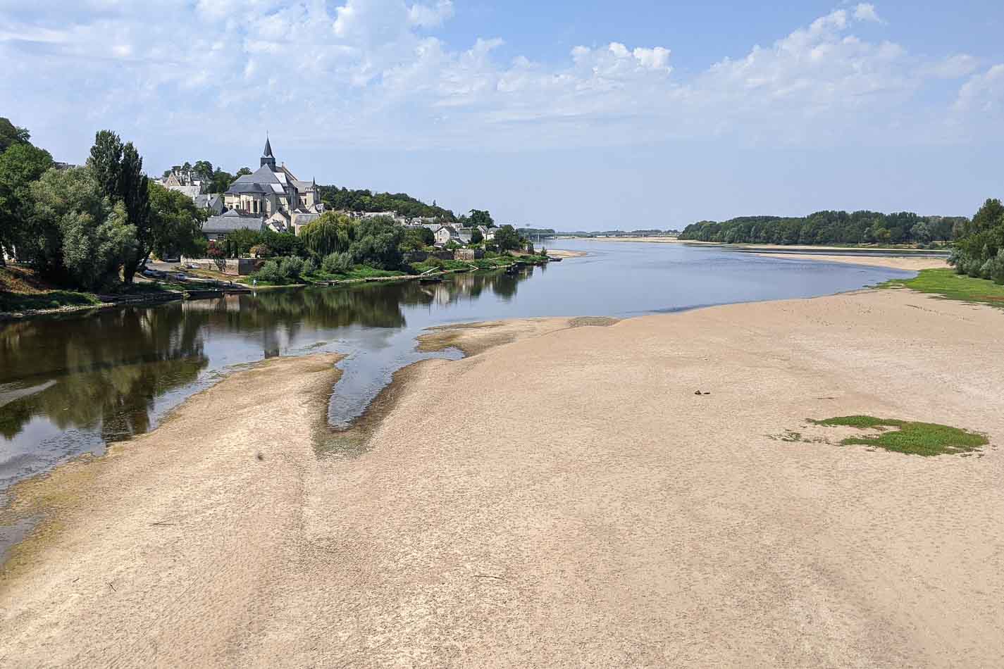 La Loire pas à pas, de la source à l’estuaire