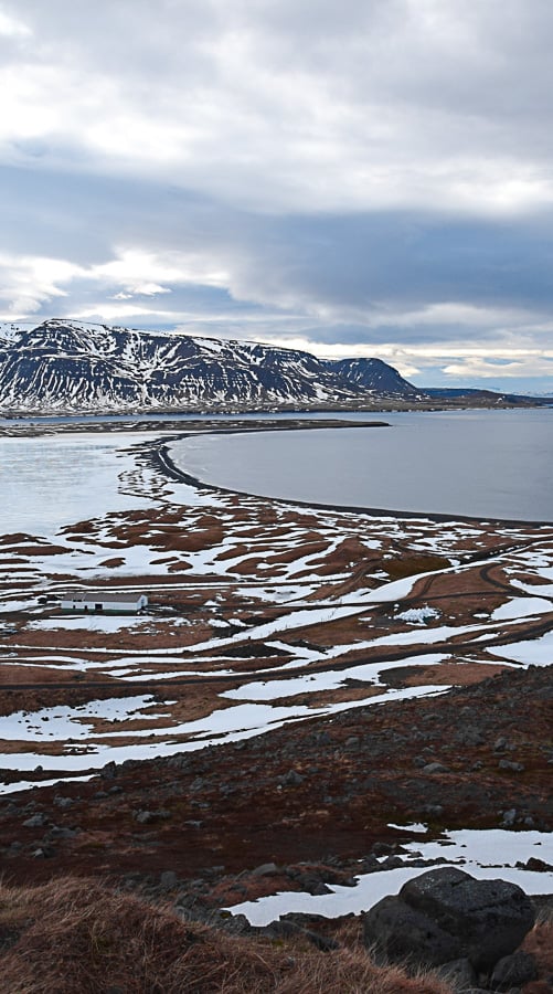 Siglufjörður en Islande : le point le plus septentrional du pays ! Carnet de voyage de ma traversée de la route 1 en auto-stop, sous tente et en plein hiver... | Histoires de tongs, le blog voyage passionnément alternatif