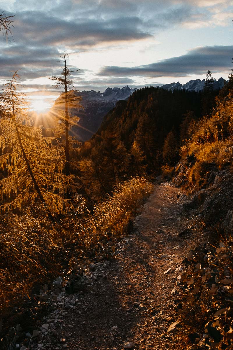 Road trip dans les Dolomites en van aménagé : itinéraire de 10 jours détaillé, conseils pour voyager à petit budget, carnet de route et descriptif des plus belles randonnées... | Histoires de tongs, le blog voyage passionnément alternatif