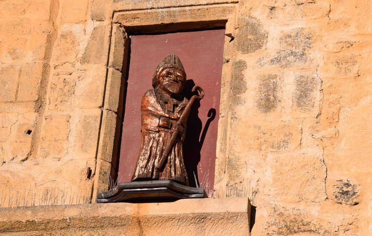 qui était saint jacques de compostelle